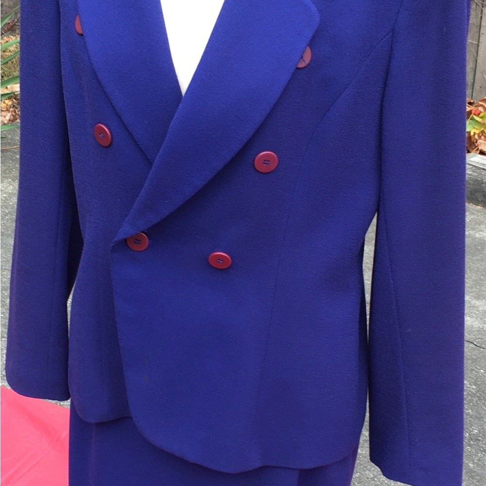 Jones New York 1990s style Skirt Suit 100% wool